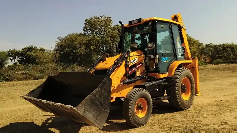 JCB 3DX Plus backhoe loader
